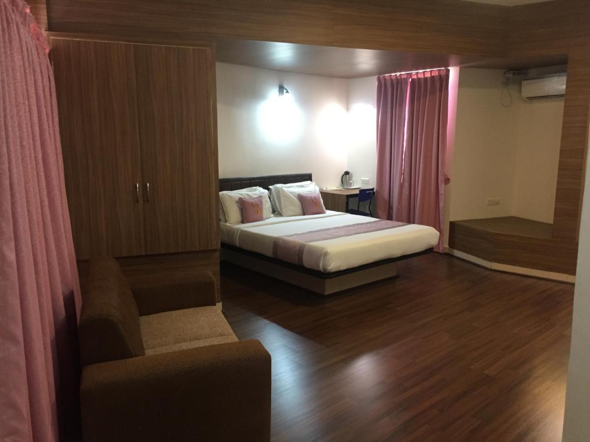 Hotel Grand Bee Bangalore Dış mekan fotoğraf