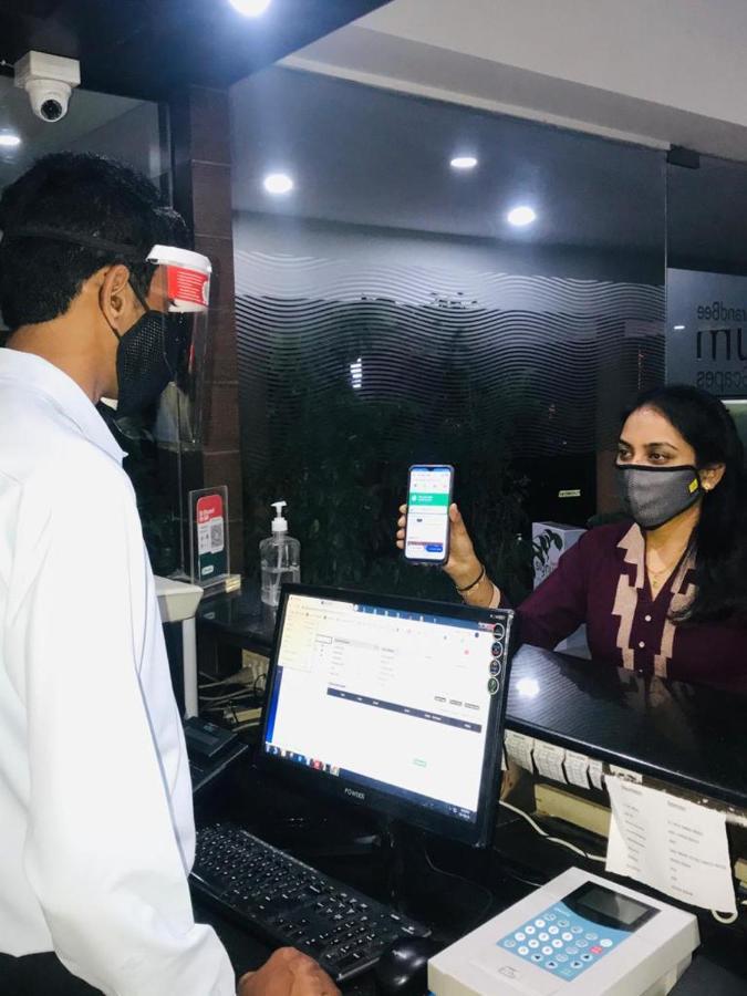 Hotel Grand Bee Bangalore Dış mekan fotoğraf